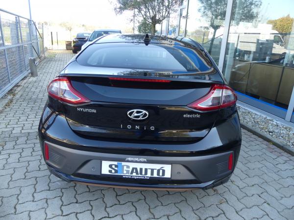 HYUNDAI IONIQ electric Premium (Automata) Led.Navi.Sport.D.Klima.Űl.Fű.PDC