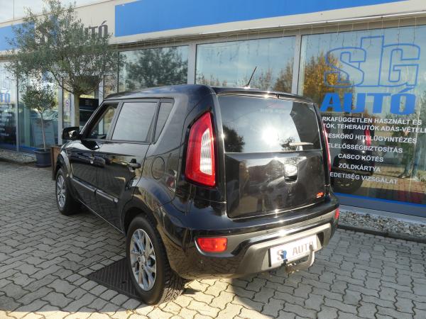 KIA SOUL 1.6 CRDi High Power EX D.Klima.PDC.Sport.V.Horog