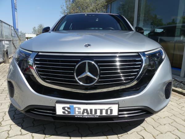 MERCEDES-BENZ EQC 400 4Matic SE Led.Kamera.Sport.Navi.El.Csom.Ajt.D.Klima.PDC