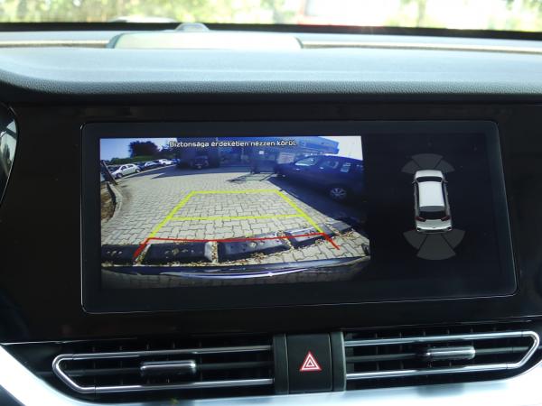 KIA NIRO e-Niro 64kWh Gold Garancia.40000Km.JBL.D.Klima.Űl.Fű.Bőr.Kamera.Navi.Tempomat.PDC.Sport